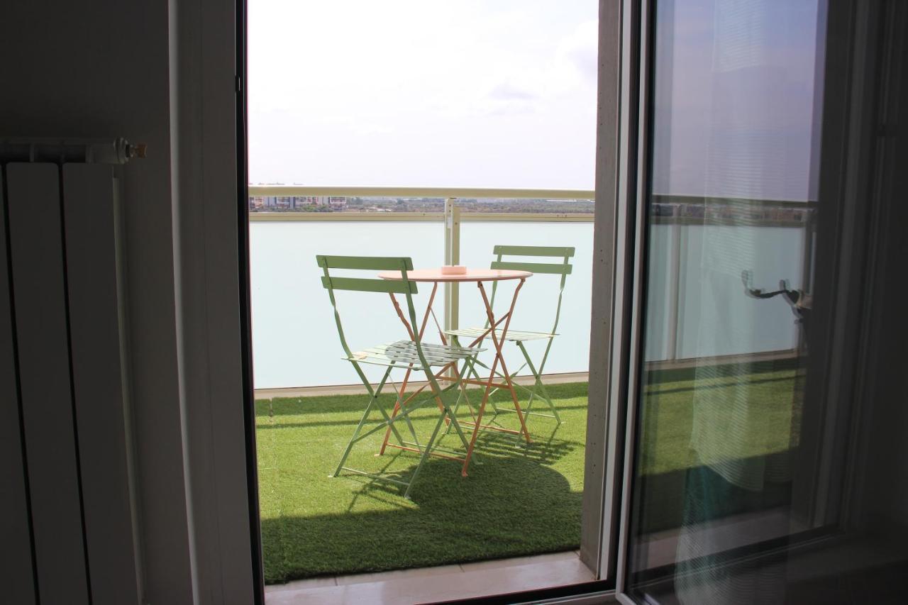 Bariairport Bed and Breakfast Exteriör bild